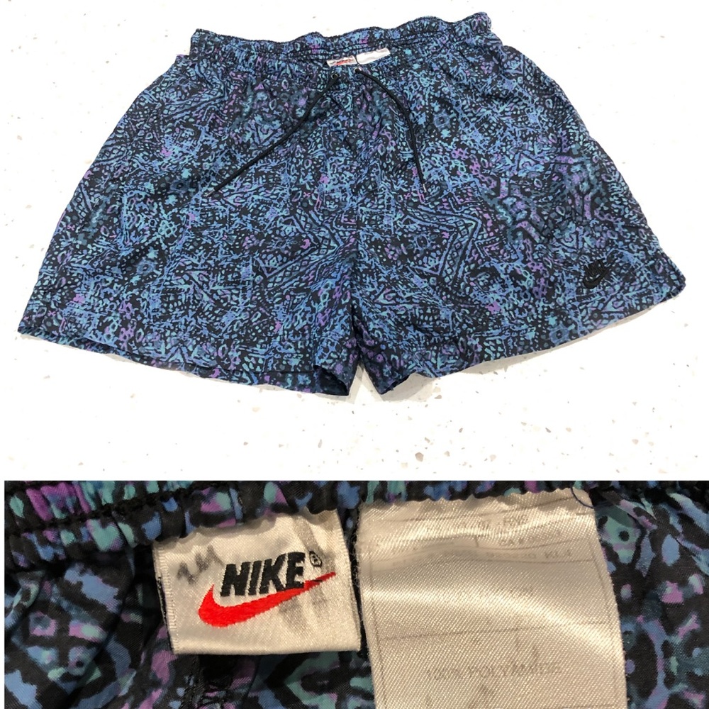 🔥 Vintage Nike Nylon Shorts